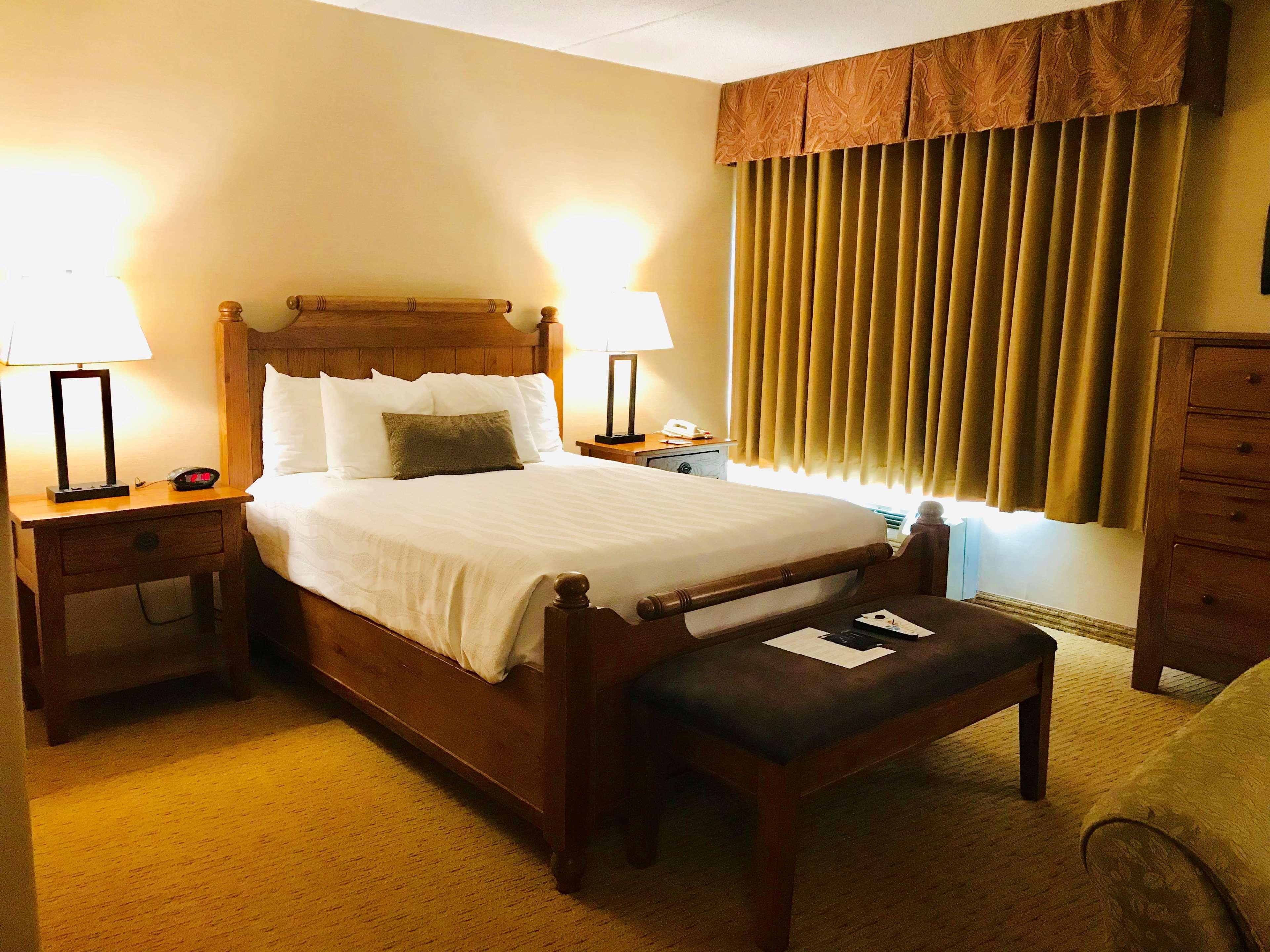 Best Western Plus Waterbury - Stowe Hotel Bagian luar foto