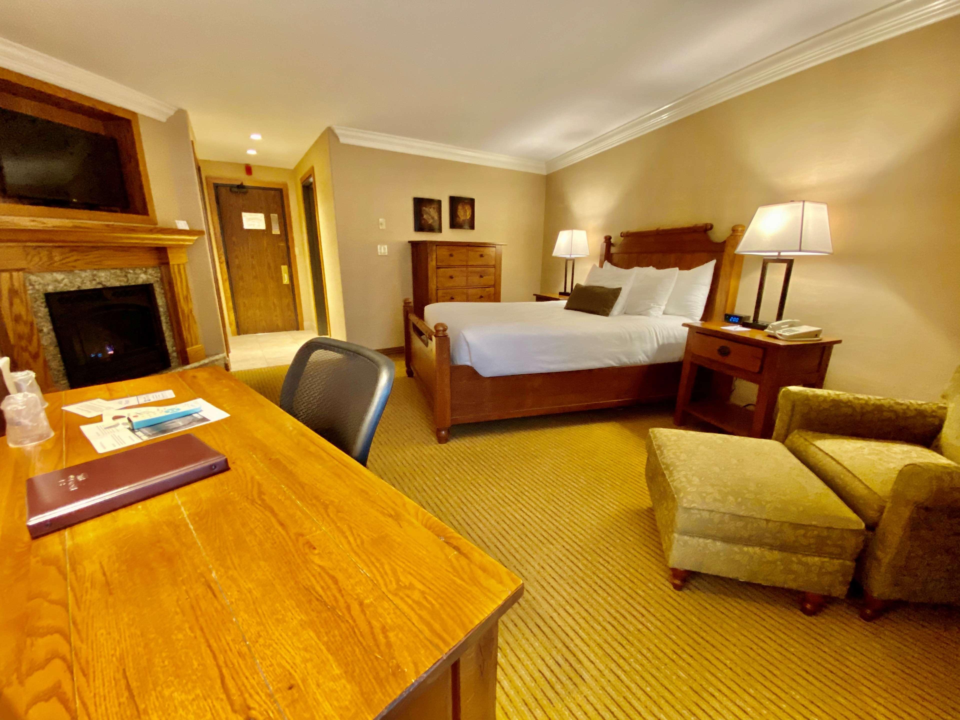 Best Western Plus Waterbury - Stowe Hotel Bagian luar foto