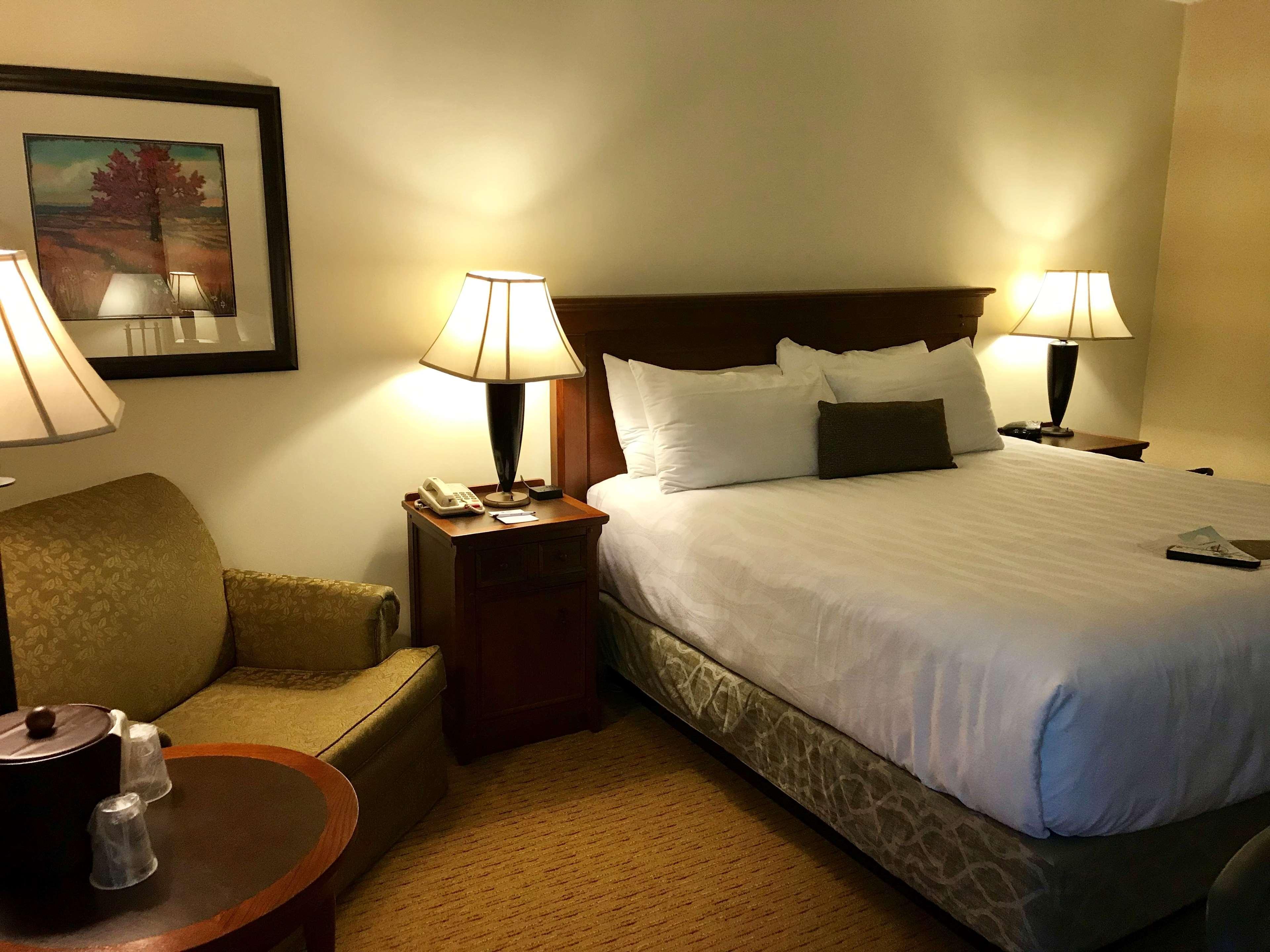 Best Western Plus Waterbury - Stowe Hotel Bagian luar foto