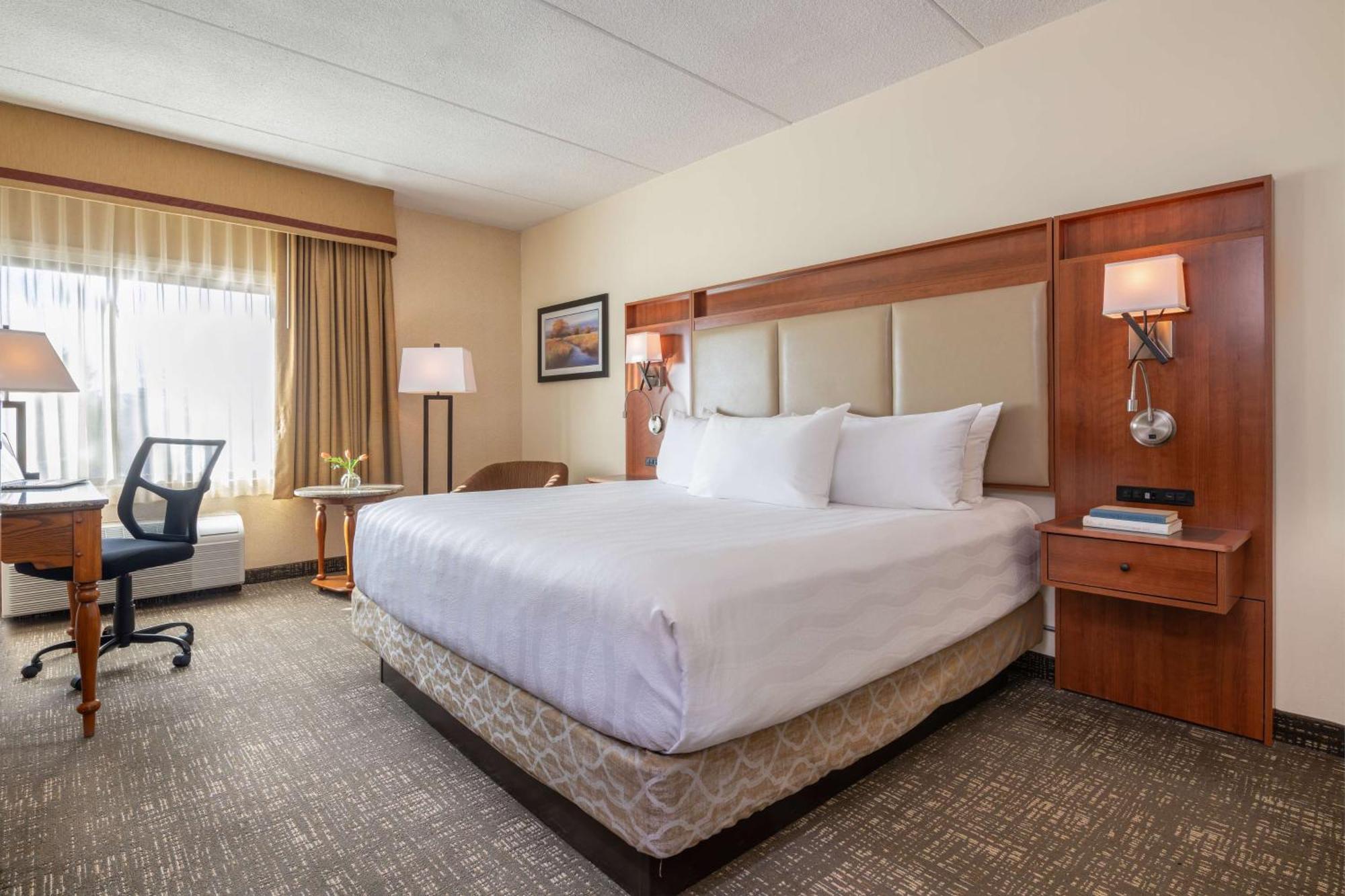 Best Western Plus Waterbury - Stowe Hotel Bagian luar foto