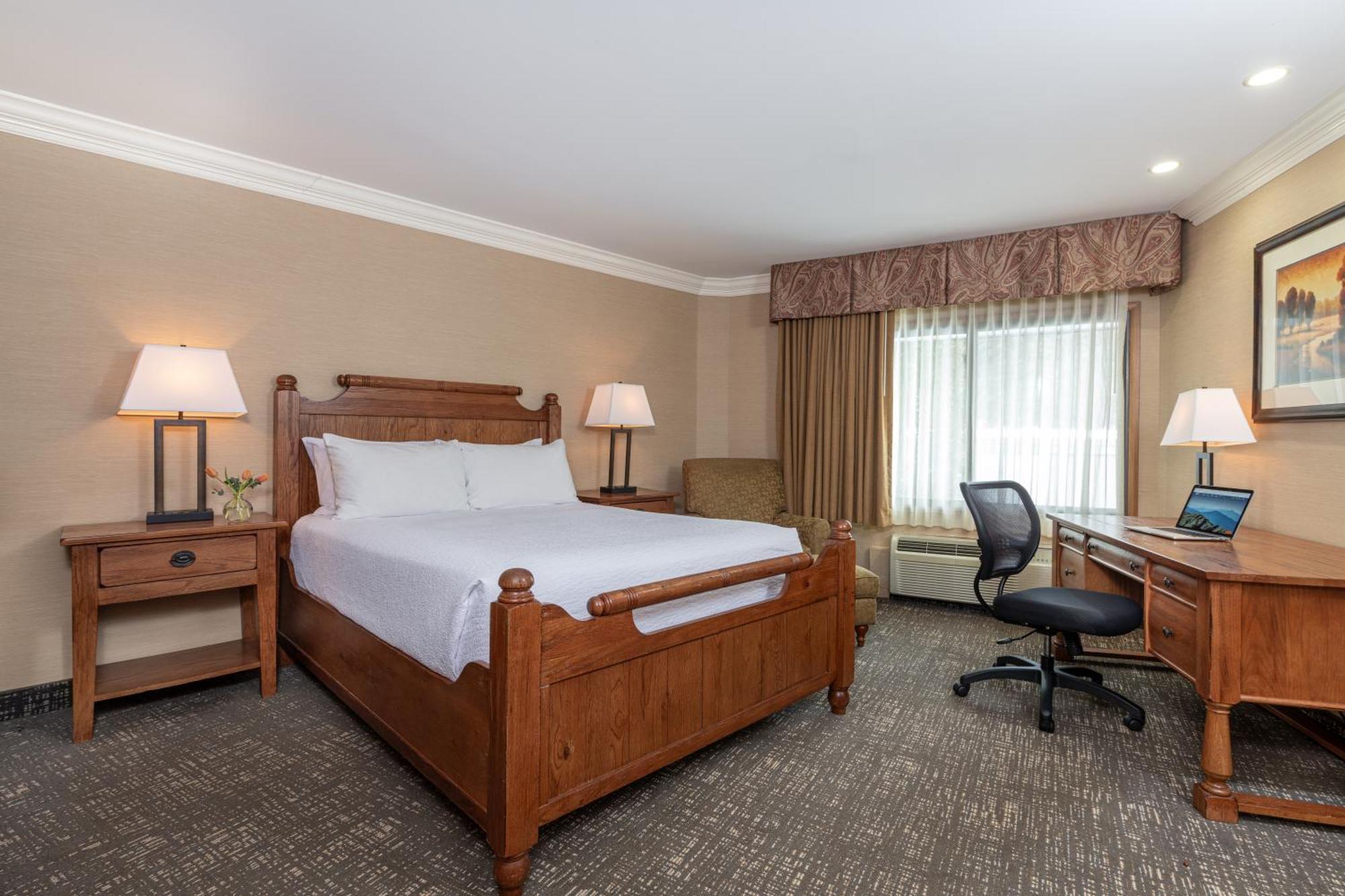 Best Western Plus Waterbury - Stowe Hotel Bagian luar foto